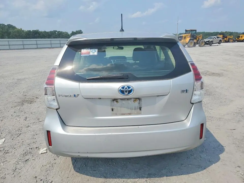 2015 TOYOTA PRIUS   