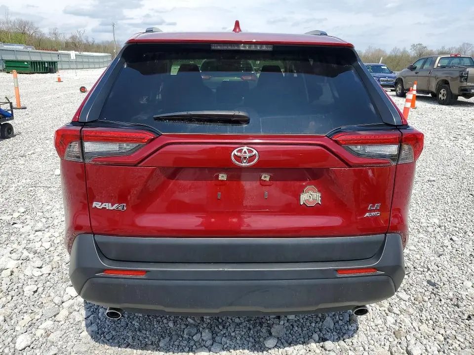 2019 TOYOTA RAV4 LE  