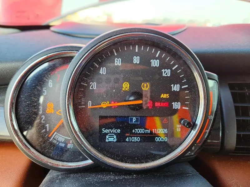 2019 MINI COOPER S  
