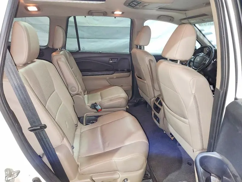 2016 HONDA PILOT ELITE  