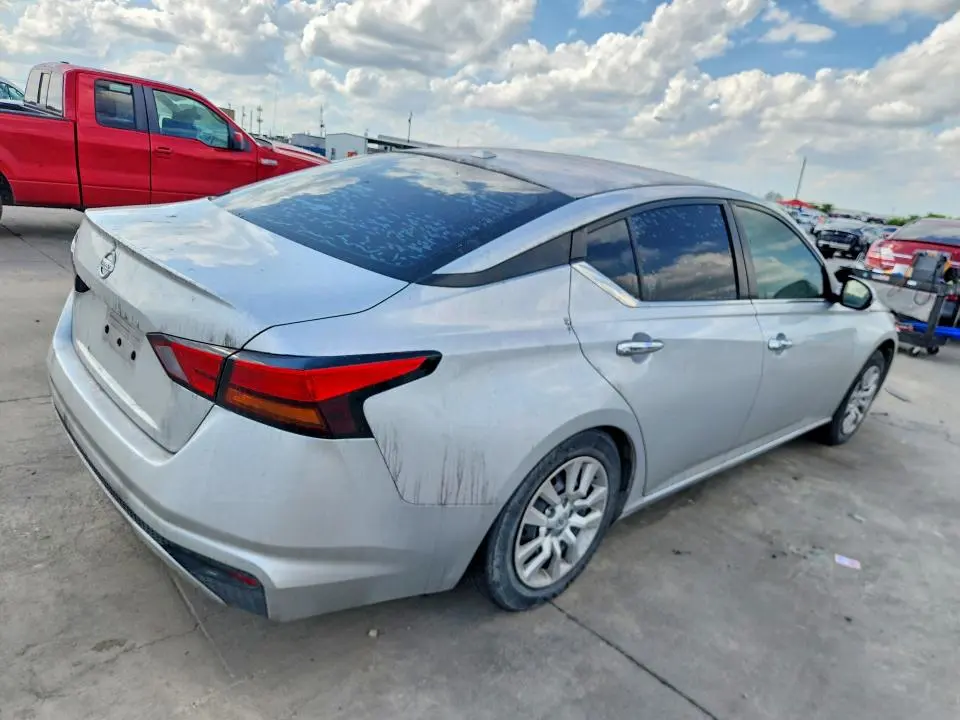 2019 NISSAN ALTIMA S  