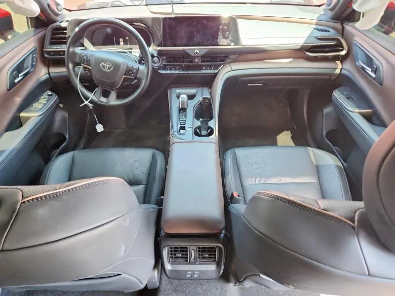 2023 TOYOTA CROWN LIMITED  