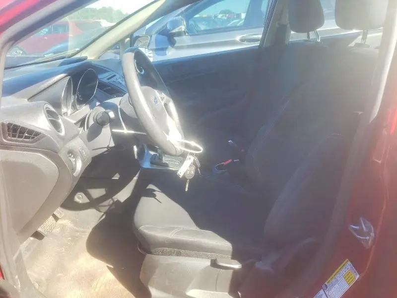2017 FORD FIESTA SE  