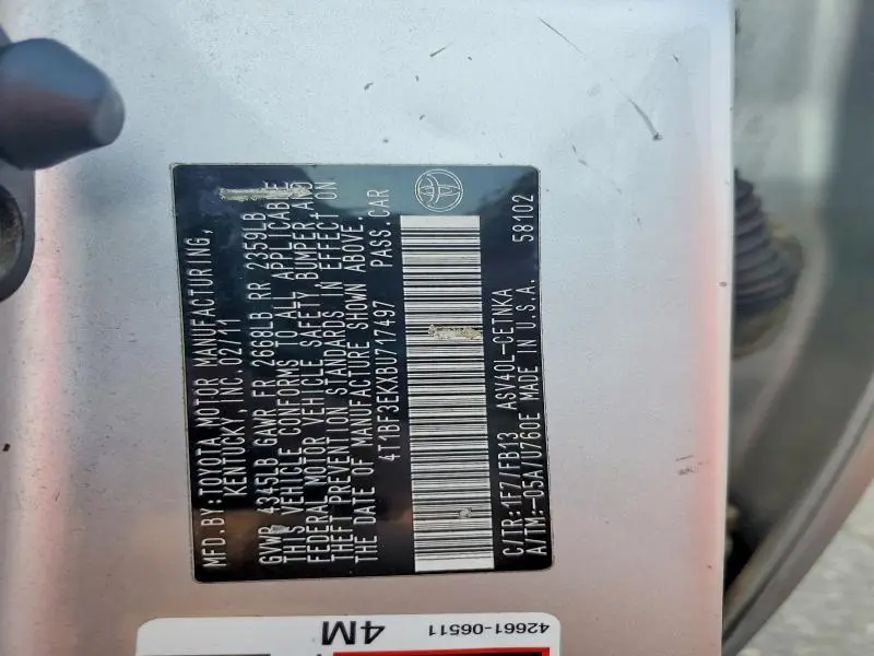 2011 TOYOTA CAMRY LE  