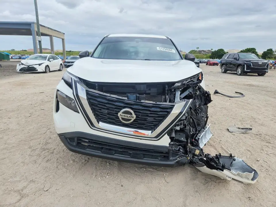 2021 NISSAN ROGUE S  