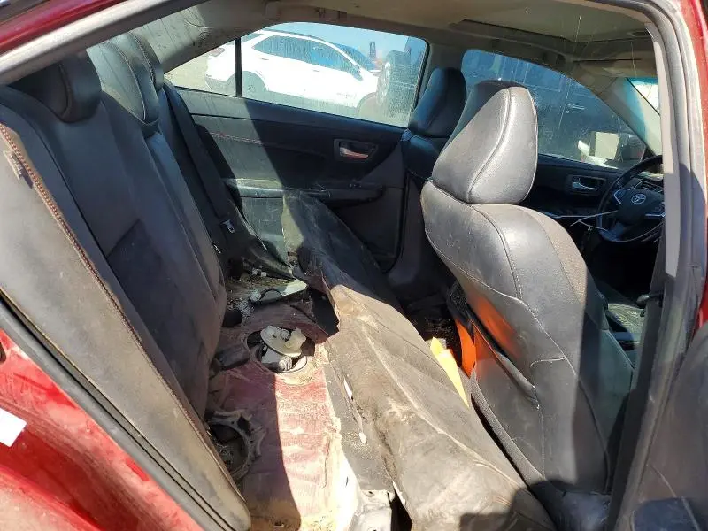 2016 TOYOTA CAMRY XSE  