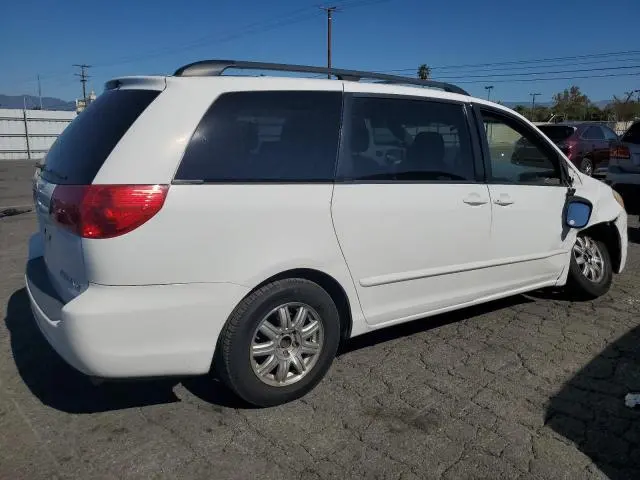 2010 TOYOTA SIENNA CE  