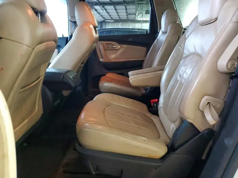 2010 CHEVROLET TRAVERSE LTZ  