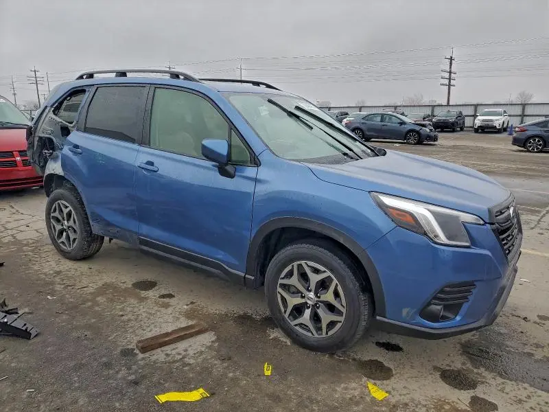 2024 SUBARU FORESTER PREMIUM  