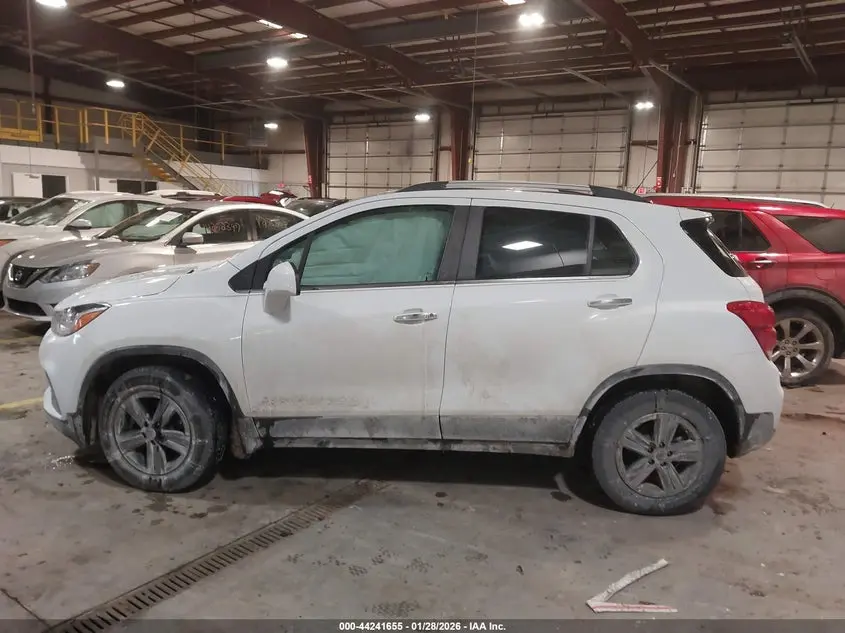 2020 CHEVROLET TRAX AWD LT