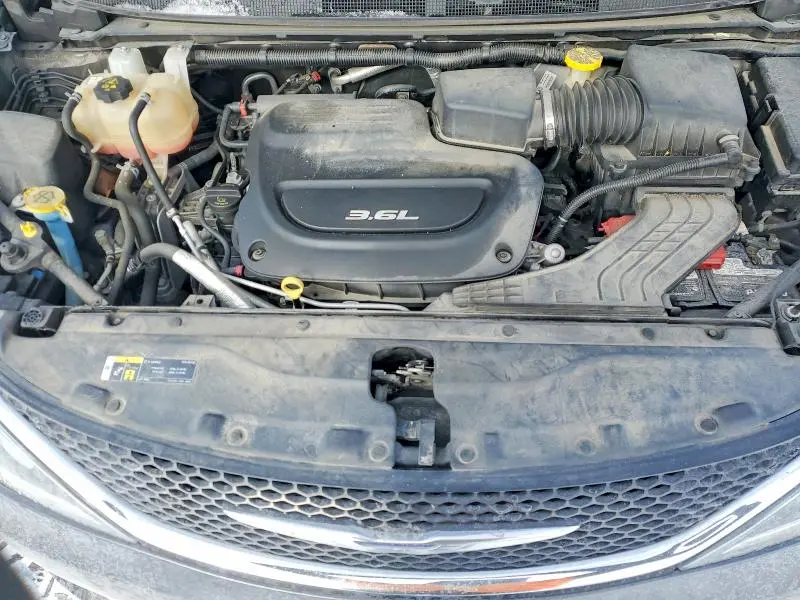 2018 CHRYSLER PACIFICA TOURING PLUS  