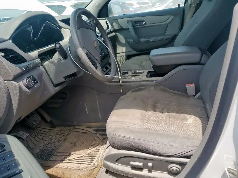 2017 CHEVROLET TRAVERSE LS  