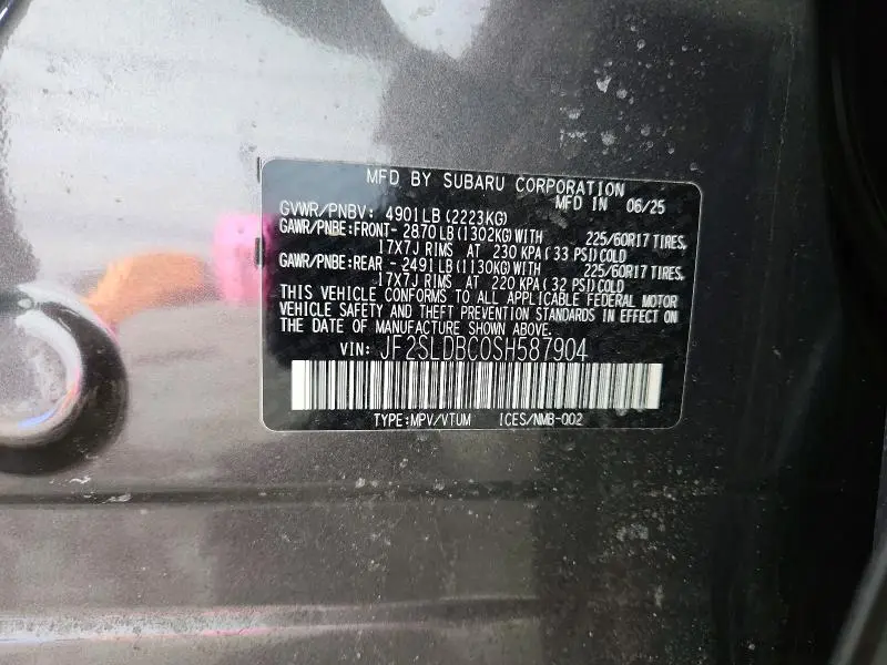 2025 SUBARU FORESTER   