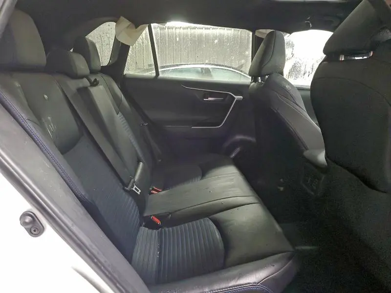 2024 TOYOTA RAV4 XSE  