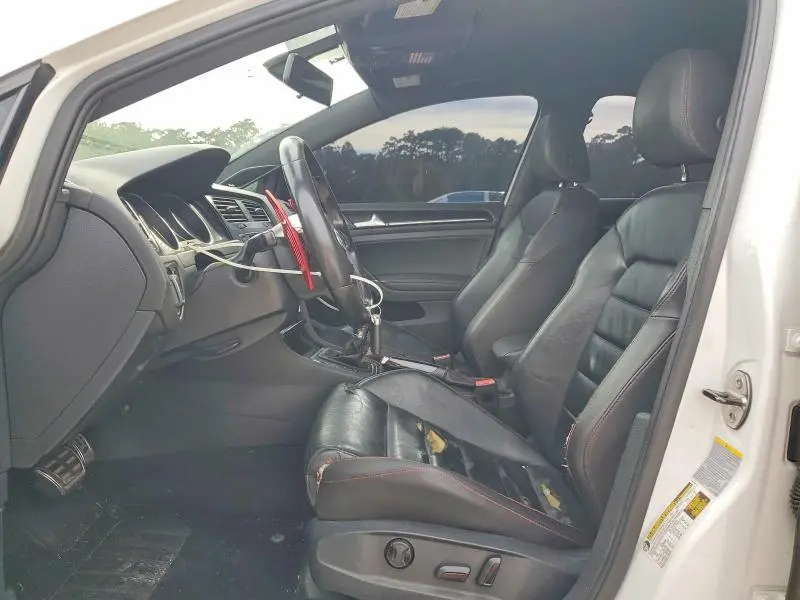 2015 VOLKSWAGEN GTI   