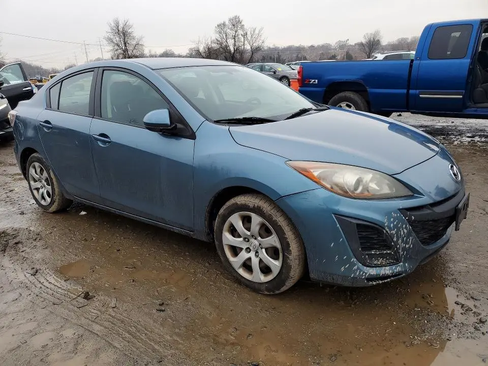 2010 MAZDA 3 I  