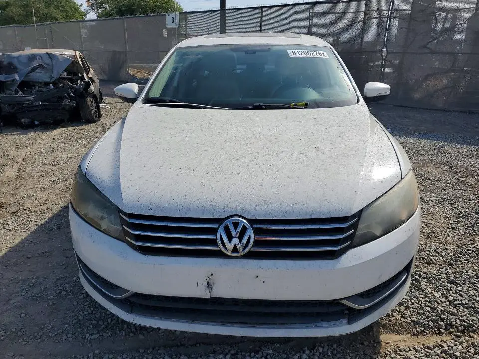 2012 VOLKSWAGEN PASSAT SE  