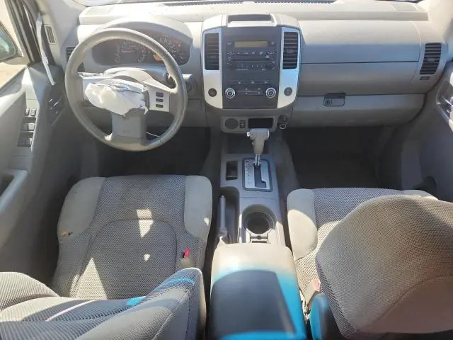 2011 NISSAN FRONTIER SV  