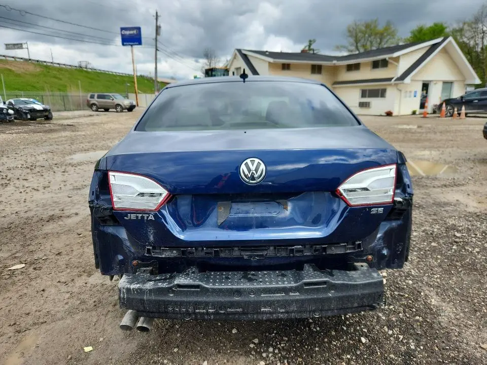 2014 VOLKSWAGEN JETTA SE  