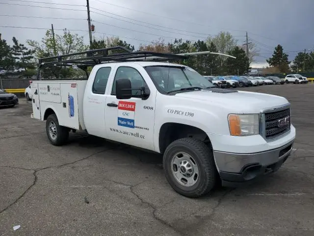 2013 GMC SIERRA K2500 HEAVY DUTY  