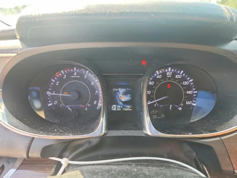 2014 TOYOTA AVALON LIMITED  