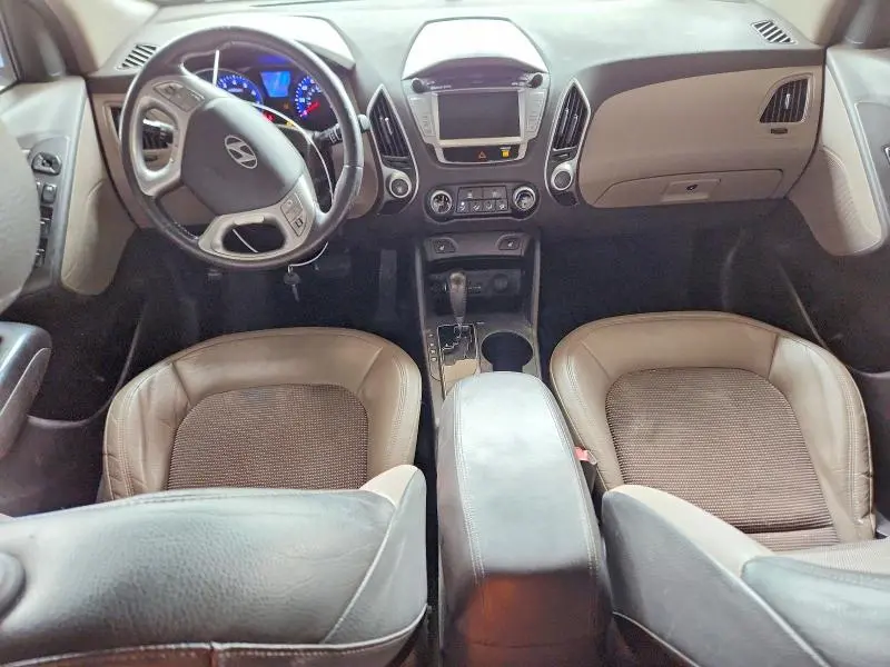 2011 HYUNDAI TUCSON GLS  