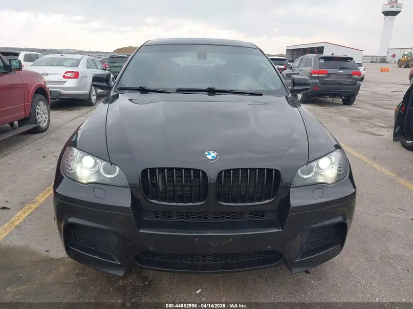 2012 BMW X6 M  