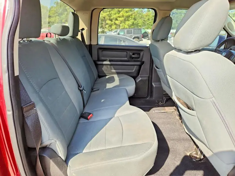 2013 RAM 1500 ST  