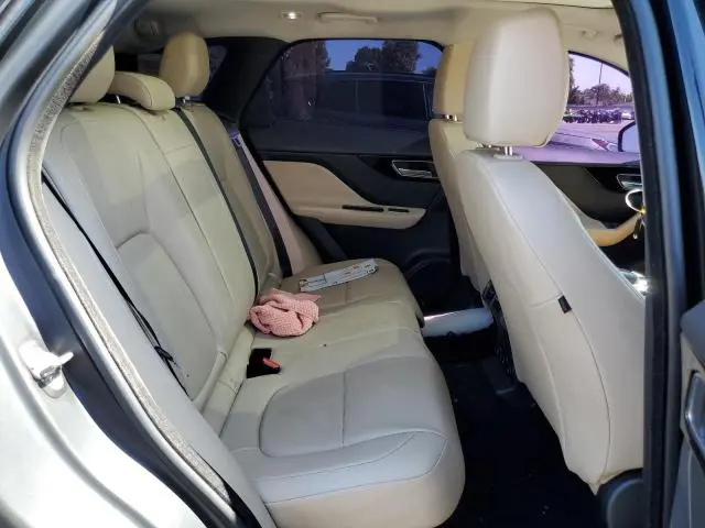 2018 JAGUAR F-PACE PREMIUM  