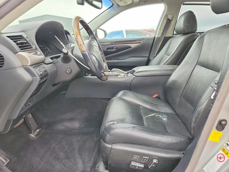 2014 LEXUS LS 600HL  