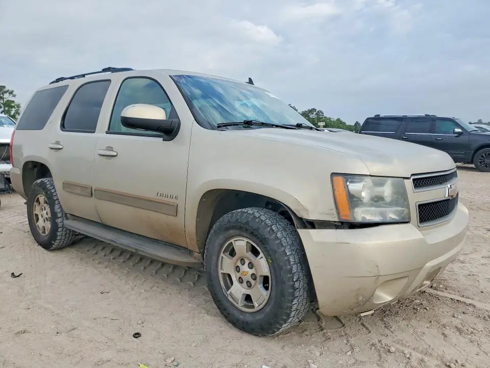 2011 CHEVROLET TAHOE K1500 LT  