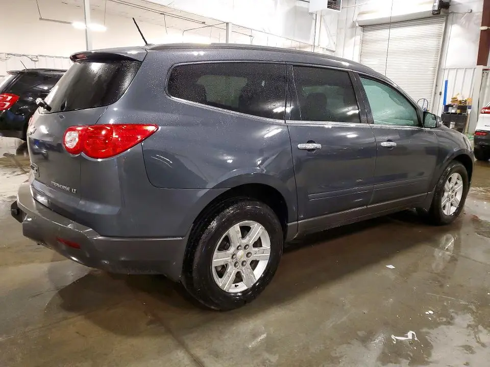 2011 CHEVROLET TRAVERSE LT  