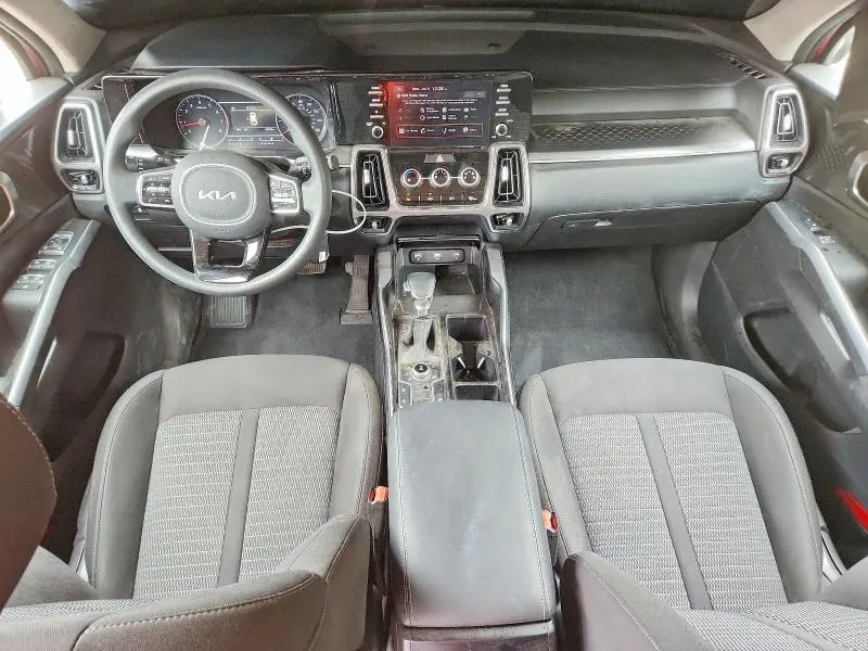 2022 KIA SORENTO LX  