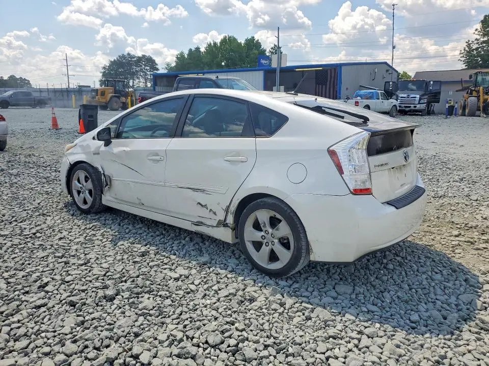 2011 TOYOTA PRIUS FIVE  
