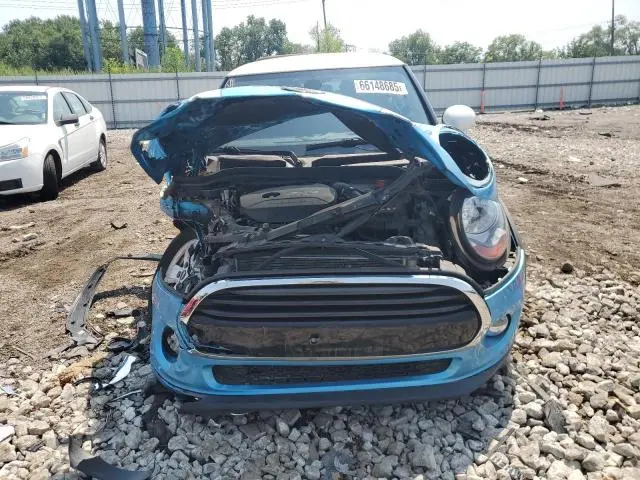 2017 MINI COOPER   