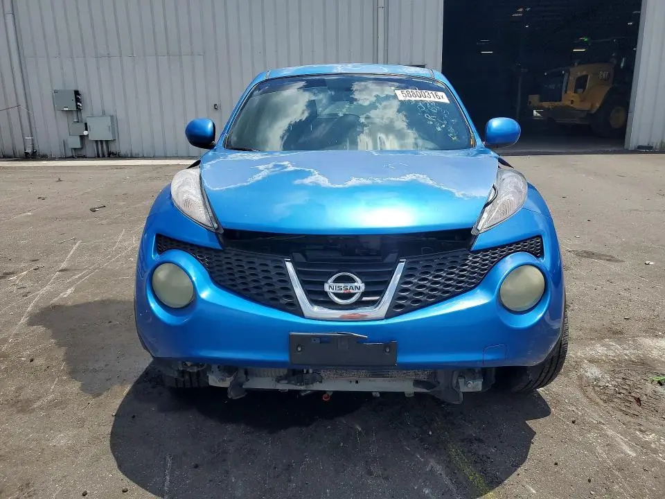 2011 NISSAN JUKE S  