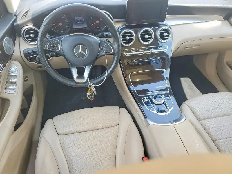 2019 MERCEDES-BENZ GLC 300  