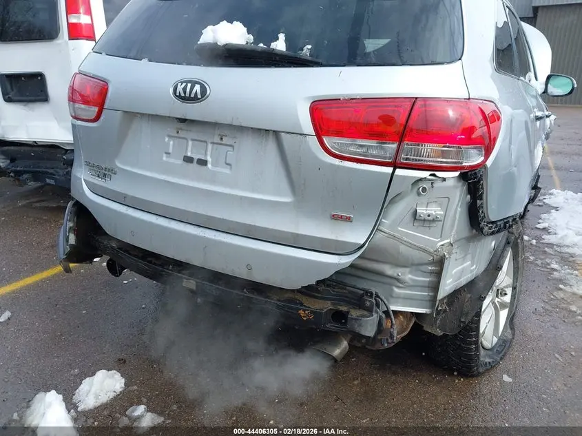 2017 KIA SORENTO 2.4L LX