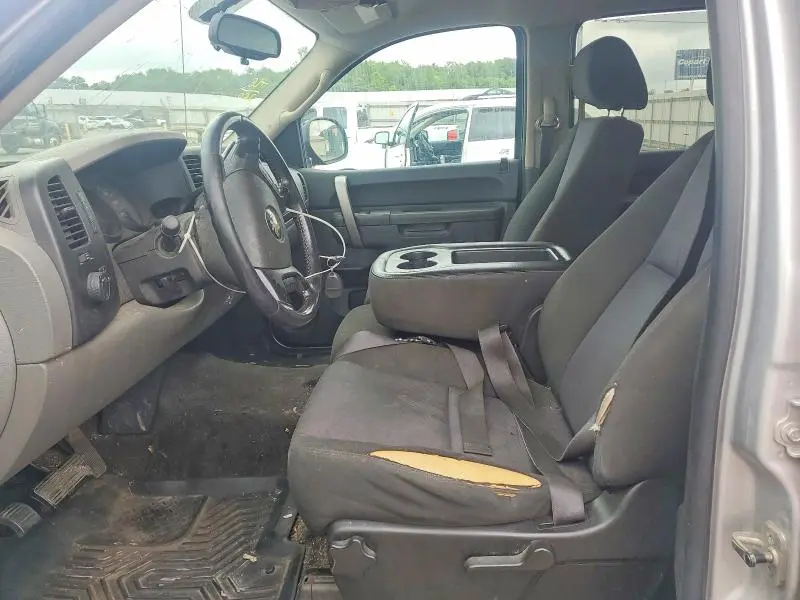 2011 CHEVROLET SILVERADO C1500 LS  