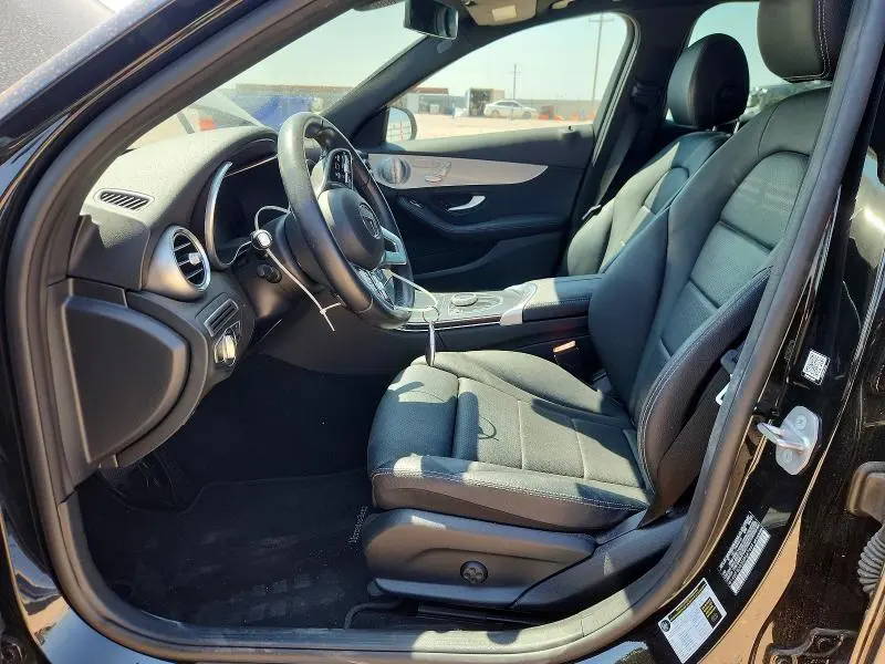2021 MERCEDES-BENZ C 300  