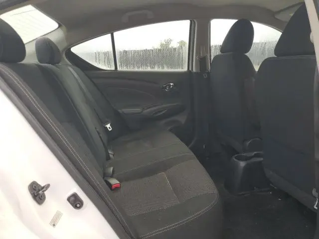 2018 NISSAN VERSA S  