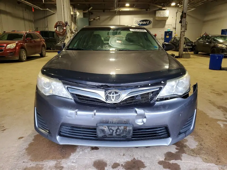 2014 TOYOTA CAMRY   
