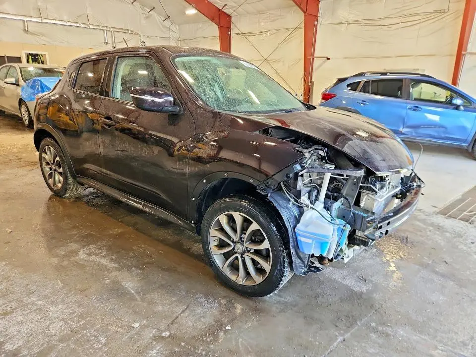 2017 NISSAN JUKE SV  