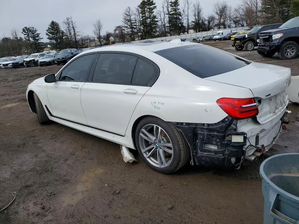 2017 BMW 750 XI  