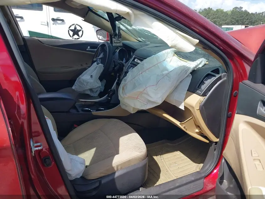 2013 HYUNDAI SONATA GLS