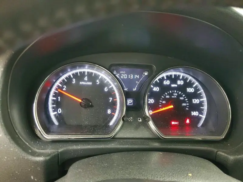 2018 NISSAN VERSA SV  