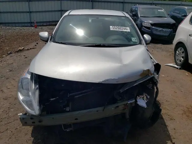 2019 NISSAN VERSA S  