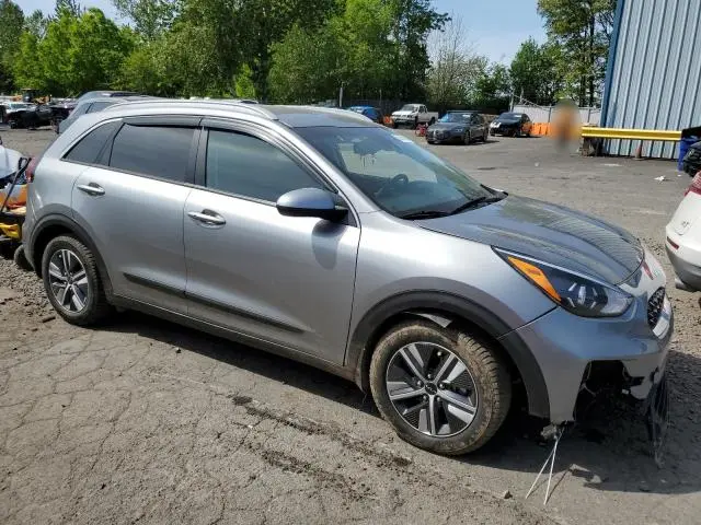 2022 KIA NIRO LXS  