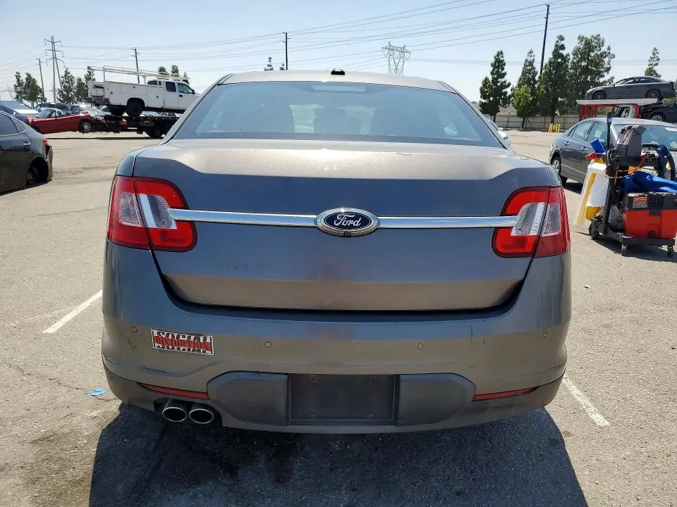 2011 FORD TAURUS SEL  