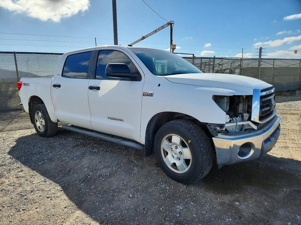 2010 TOYOTA TUNDRA CREWMAX SR5  